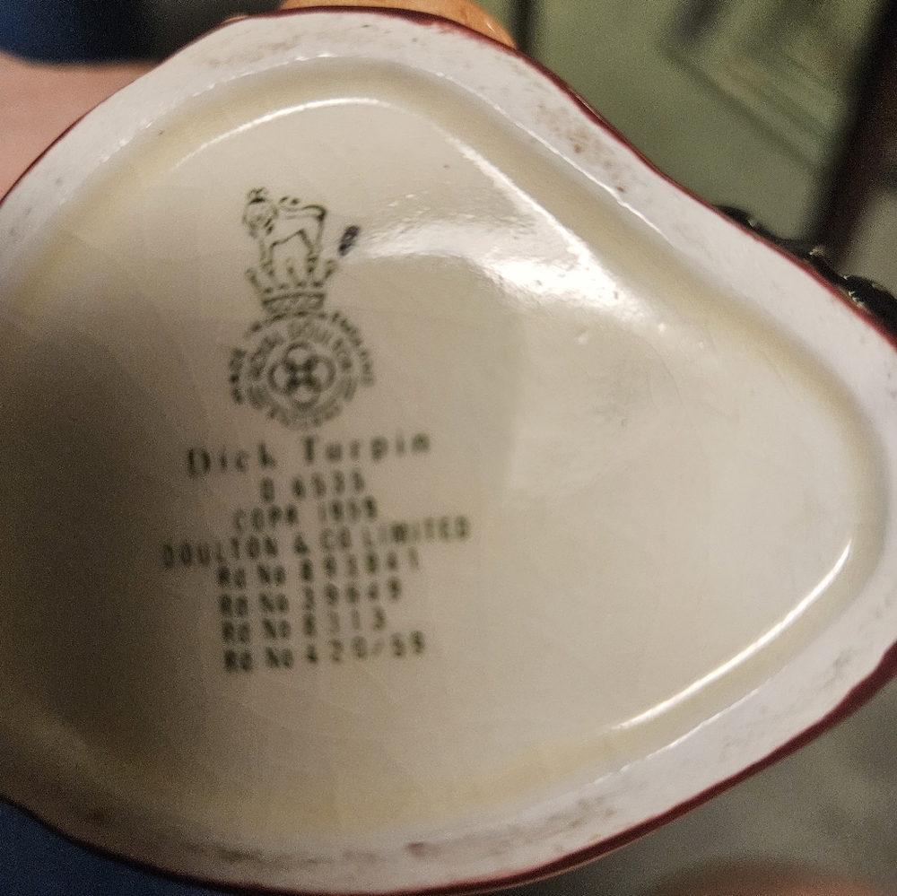 Royal Doultan Mug - Picture 5 of 5